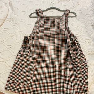 Medium dress w pockets